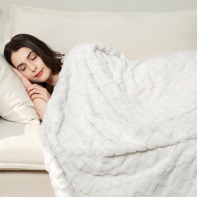 Aganear Blanket King Size - Lightweight Portable Fuzzy Cozy Soft Blankets for Couch, Sofa, Bed, Breathable and Skin-Friendly for All Season Accessories(108"x90", White)