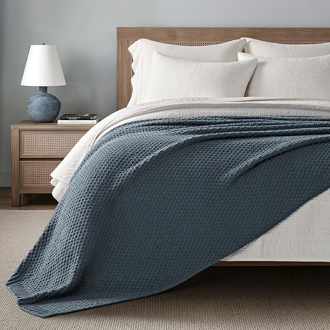 EVERGRACEHOME Chunky Polyester Knit Throw Blanket for Couch, Soft Luxurious Oversized King Moss Stitch Blanket for Bed, Large Cozy Farmhouse Knitted Throw for Sofa, Stormy Blue, 108" x 92"