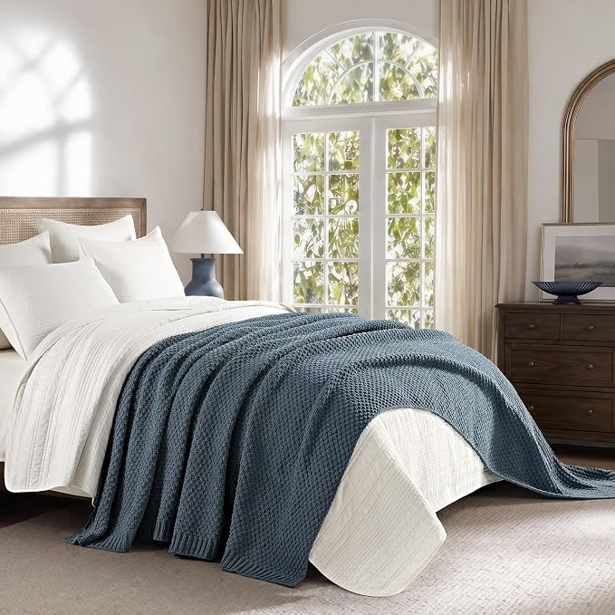 EVERGRACEHOME Chunky Polyester Knit Throw Blanket for Couch, Soft Luxurious Oversized King Moss Stitch Blanket for Bed, Large Cozy Farmhouse Knitted Throw for Sofa, Stormy Blue, 108" x 92"